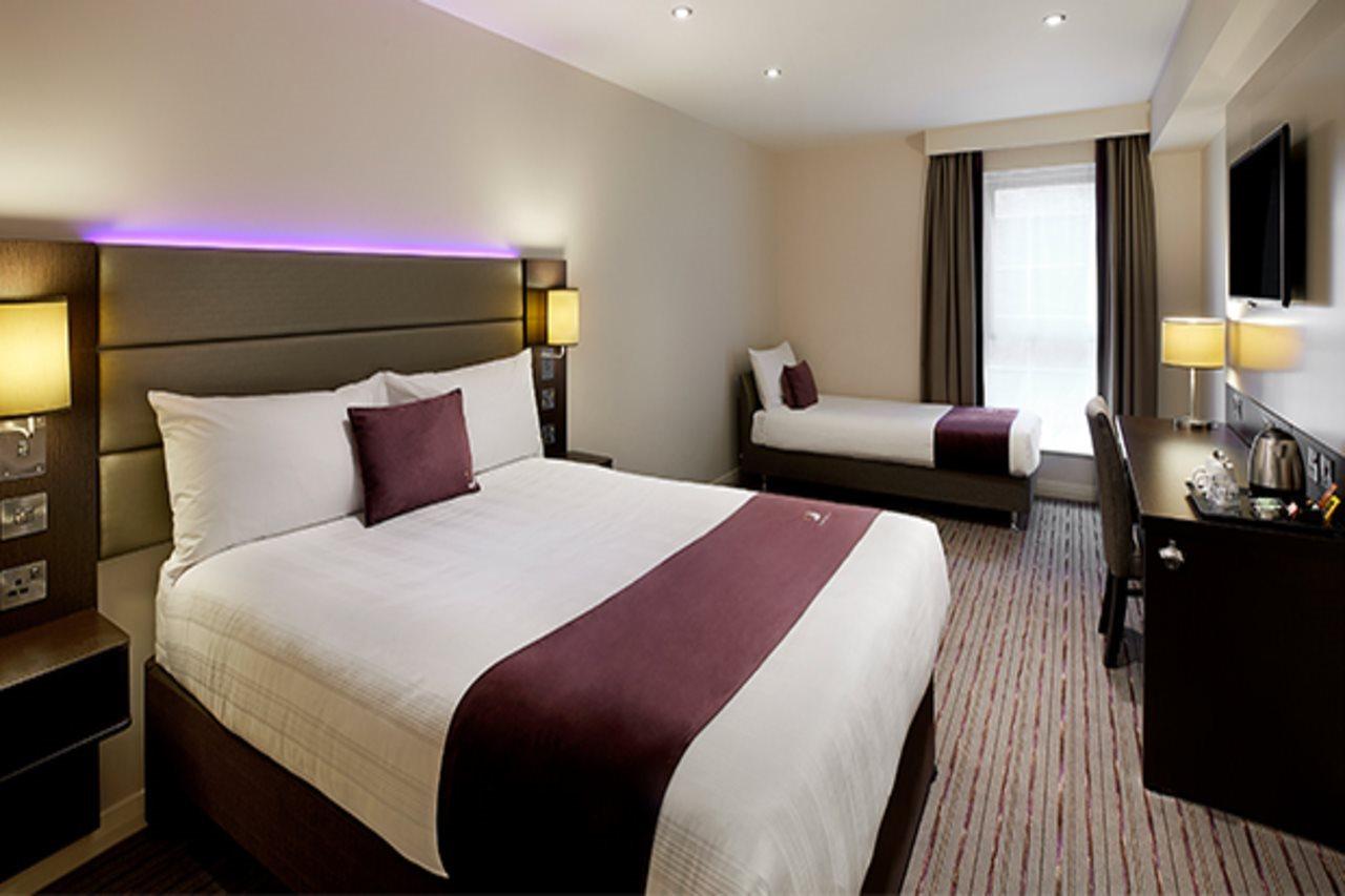 Premier Inn Winnersh Bagian luar foto