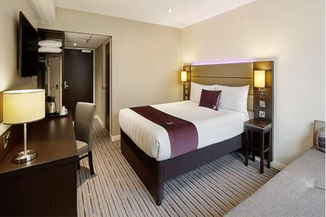 Premier Inn Winnersh Bagian luar foto